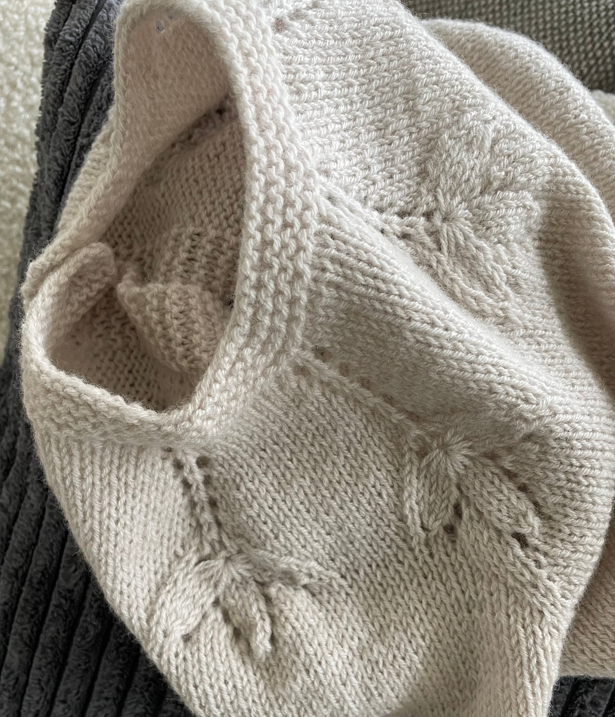 Erantis Flower Cardigan
