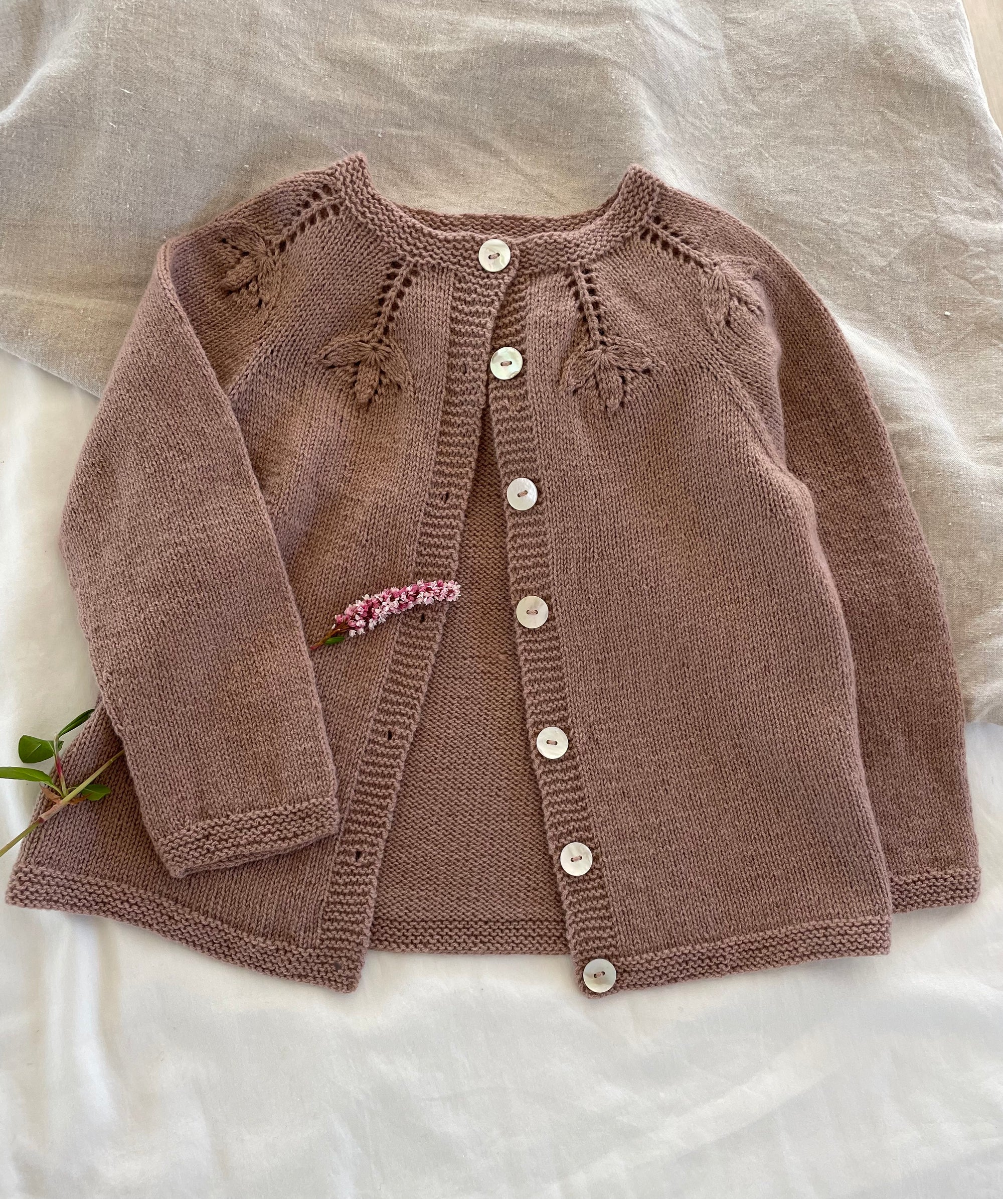 Erantis Flower Cardigan